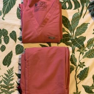 Set of Coral Figs Scrubs!